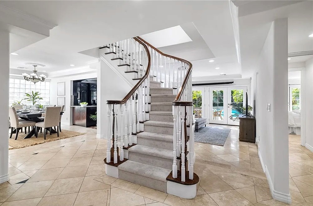 MLS #SR25278297 image #9