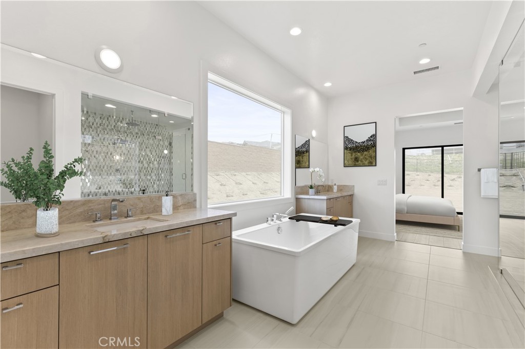 MLS #SR25278333 image #3