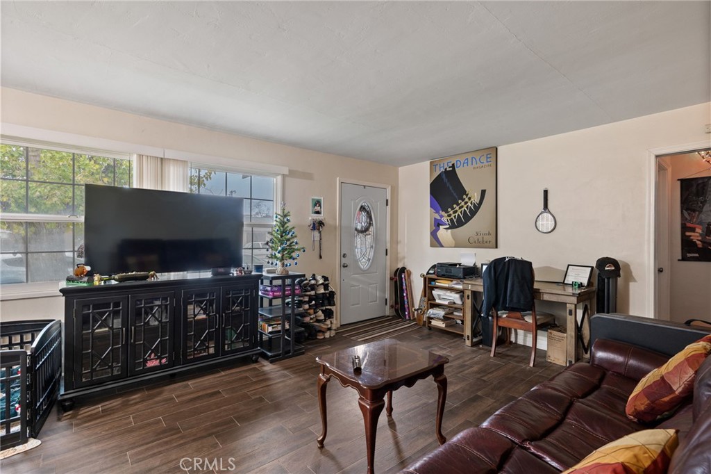 MLS #SR25278351 image #7