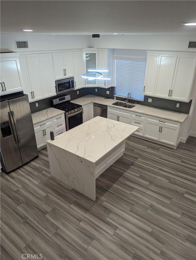 MLS #SR25278363 image #4