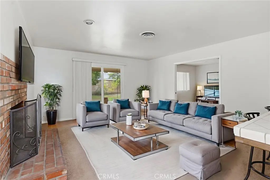 MLS #SR25278503 image #2