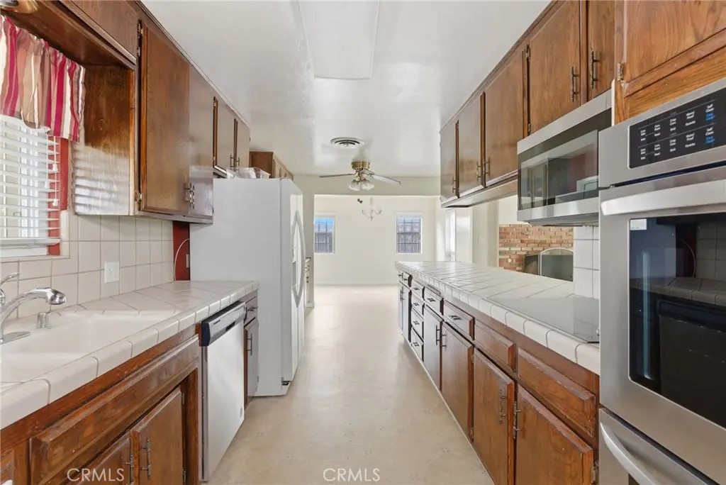 MLS #SR25278503 image #9