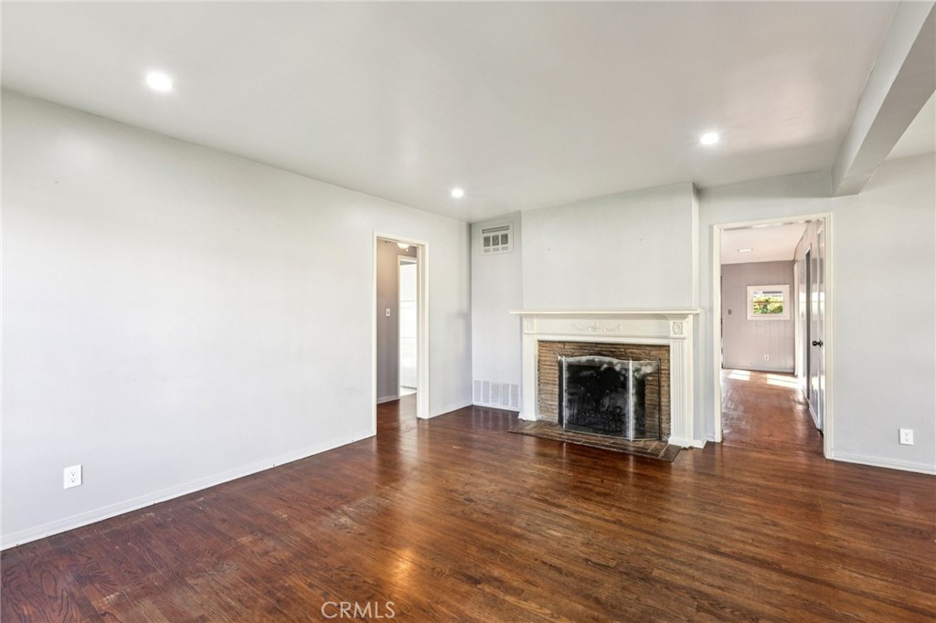 MLS #SR25278557 image #9