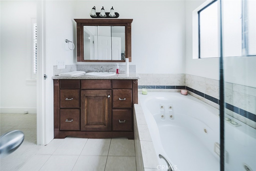 MLS #SR25278746 image #22