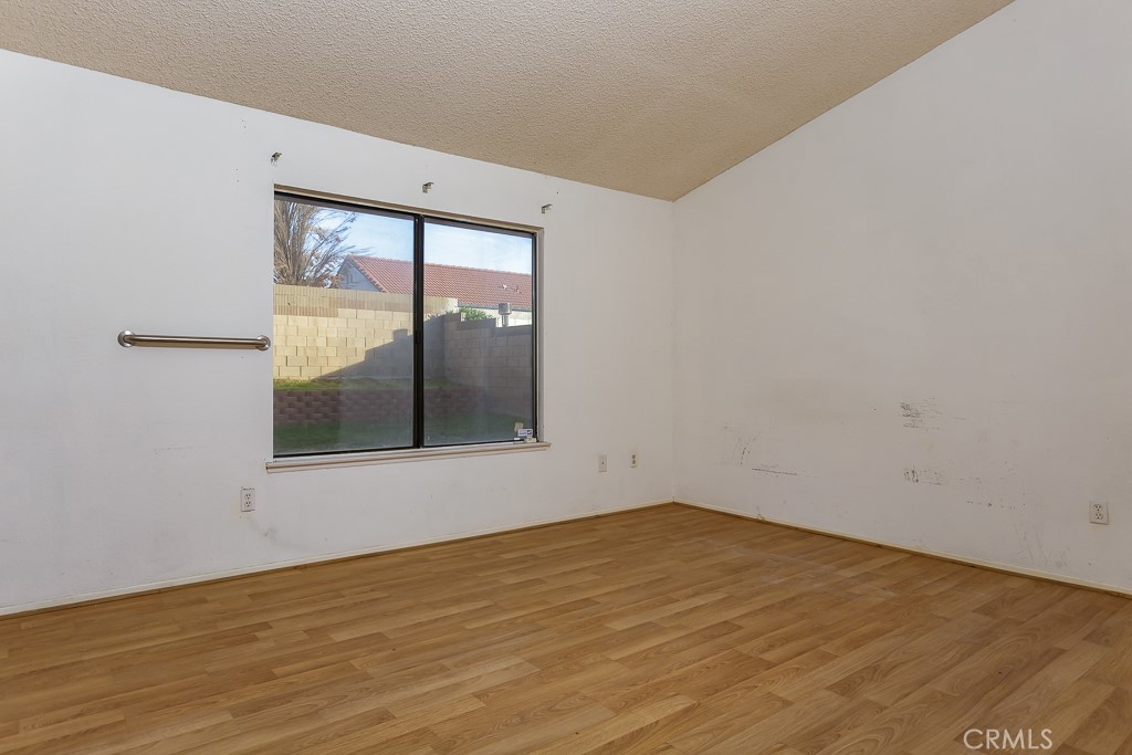 MLS #SR25278903 image #9