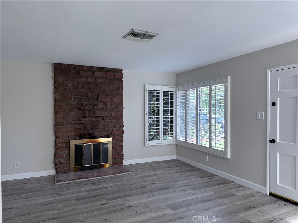 MLS #SR25279046 image #4