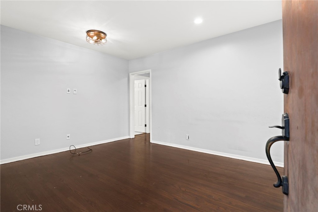 MLS #SR25279377 image #4