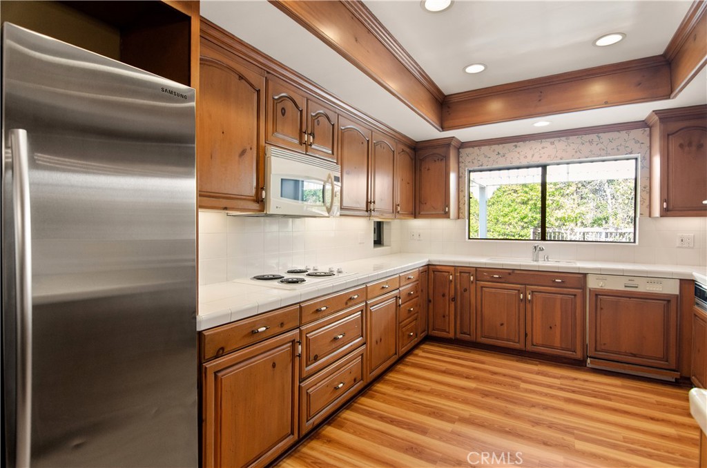 MLS #SR25279890 image #10