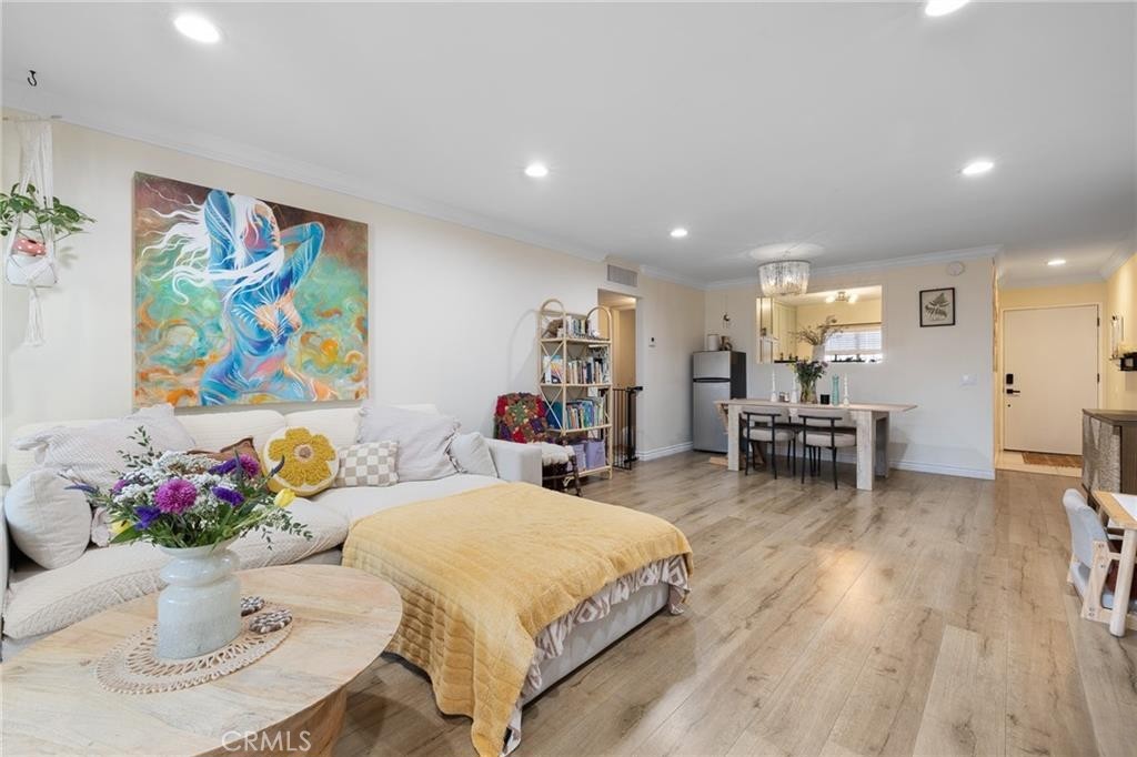 MLS #SR25280211 image #2