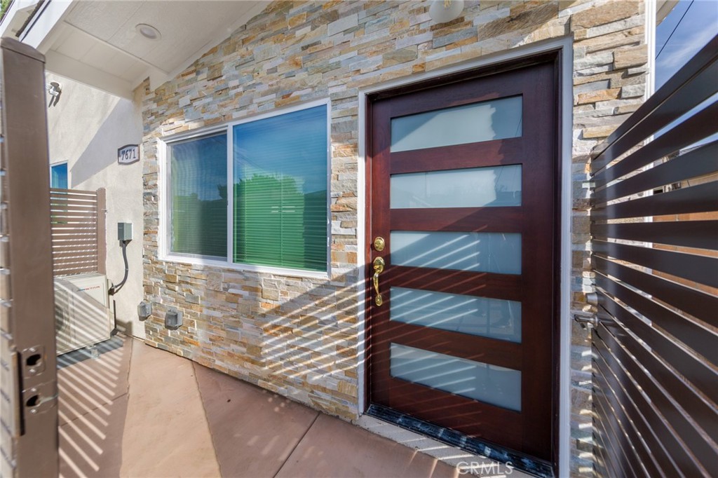 MLS #SR25280262 image #1