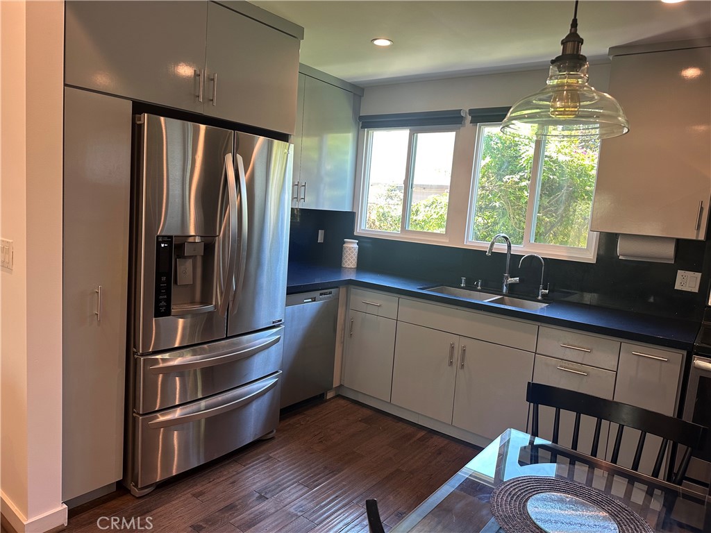 MLS #SR25280345 image #4