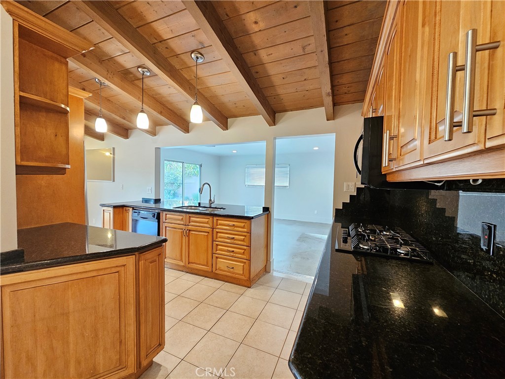 MLS #SR25280363 image #11