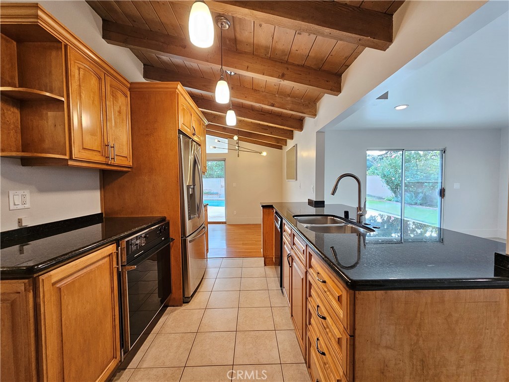 MLS #SR25280363 image #12