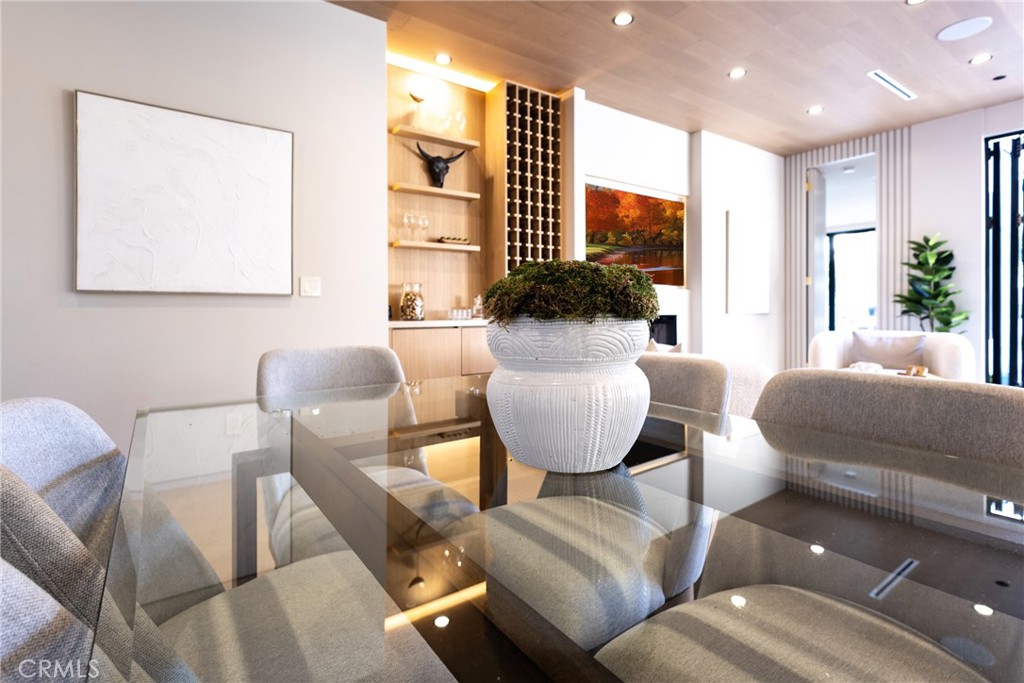 MLS #SR25280540 image #4