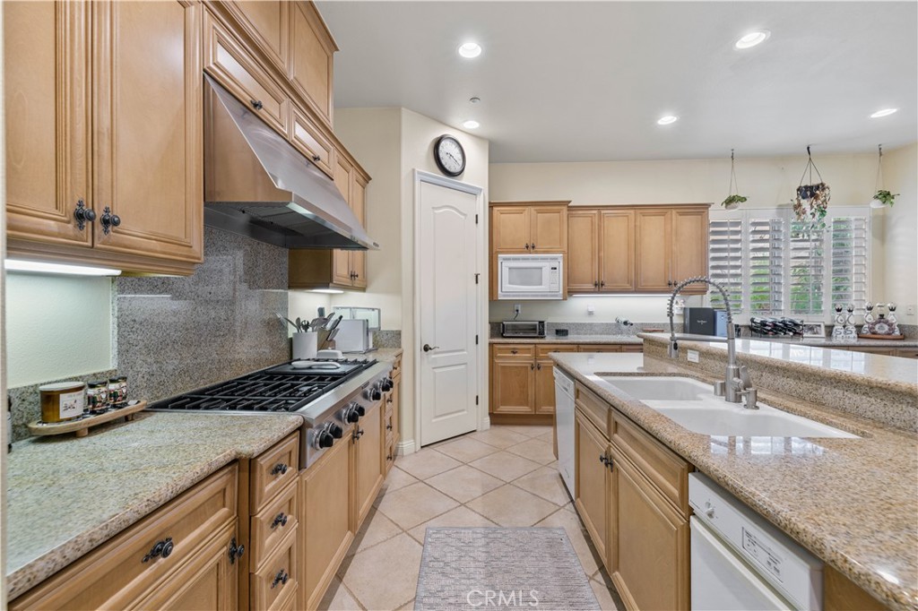 MLS #SR25280613 image #12