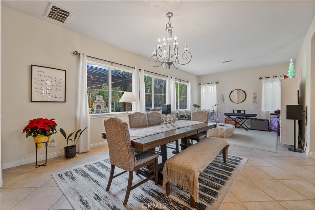 MLS #SR25280613 image #4