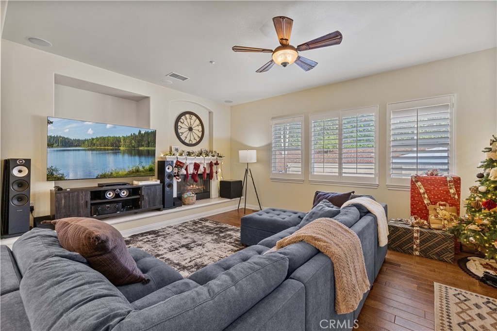 MLS #SR25280613 image #6