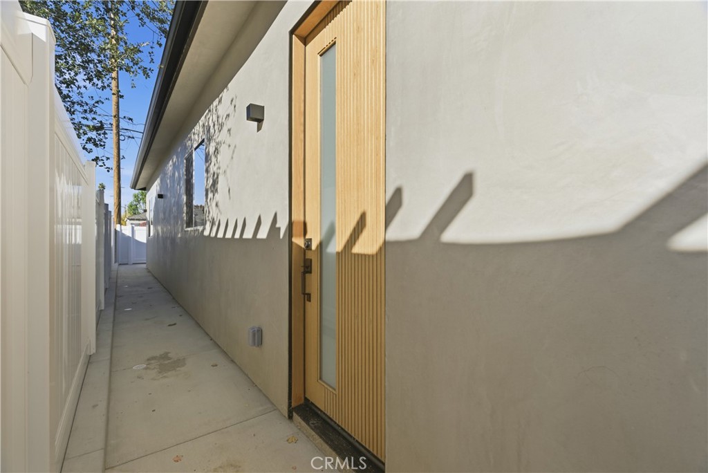 MLS #SR25280653 image #1