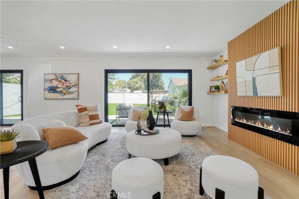 MLS #SR25280676 image #1