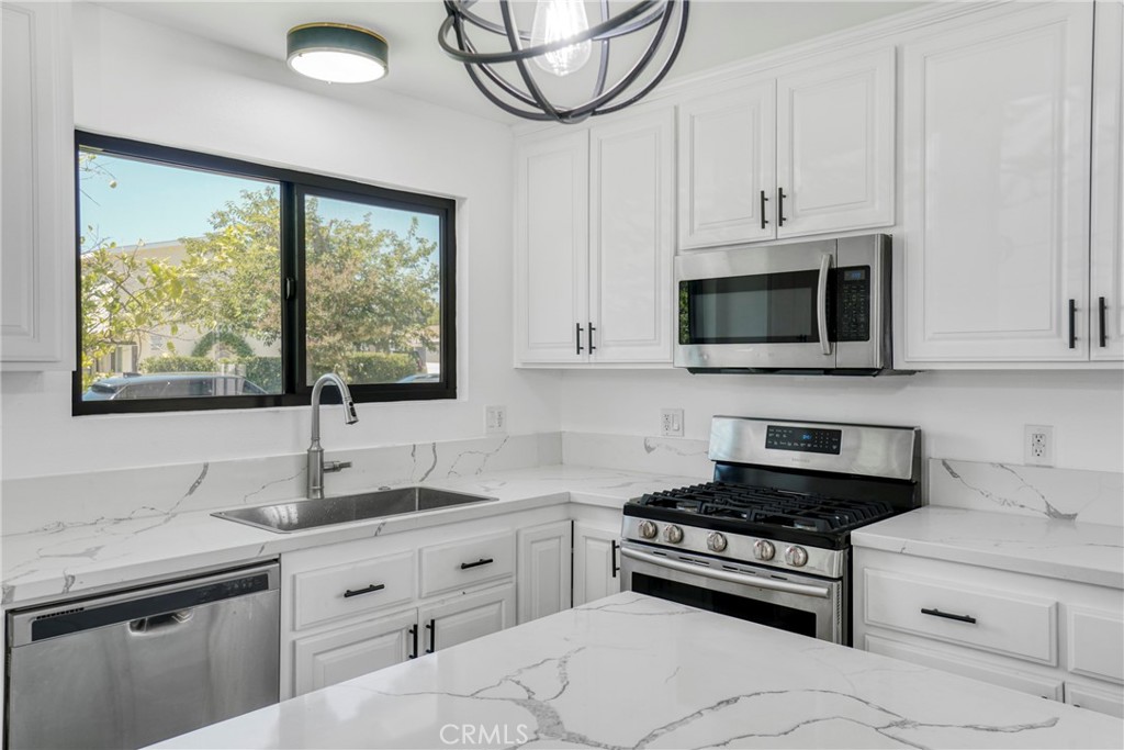 MLS #SR25280676 image #11