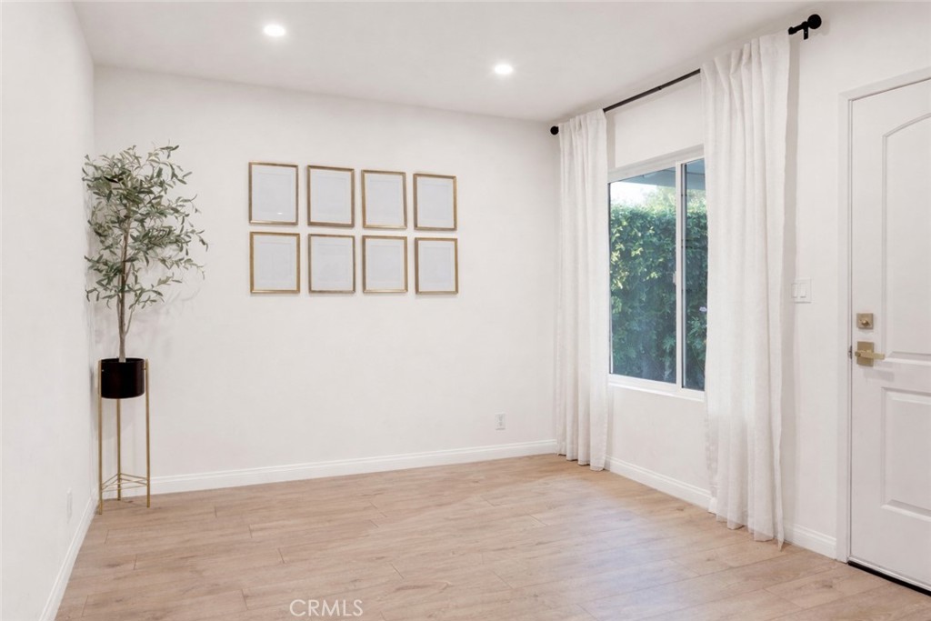 MLS #SR25280695 image #5