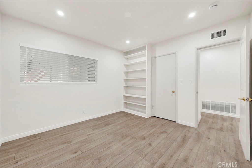 MLS #SR25280695 image #8