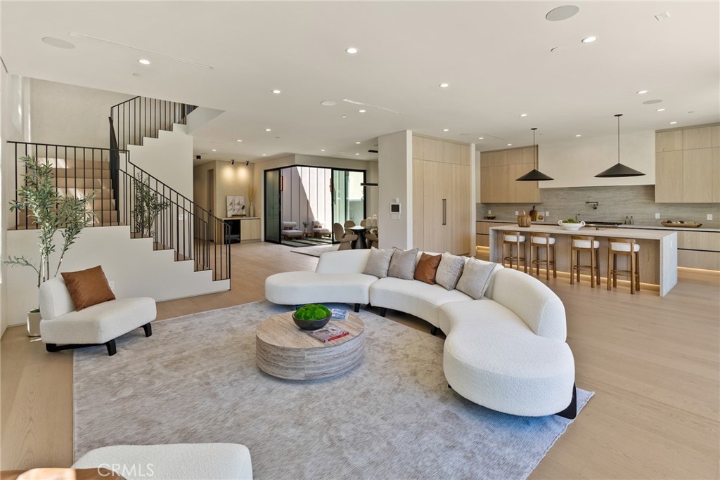 MLS #SR25253055 image #12