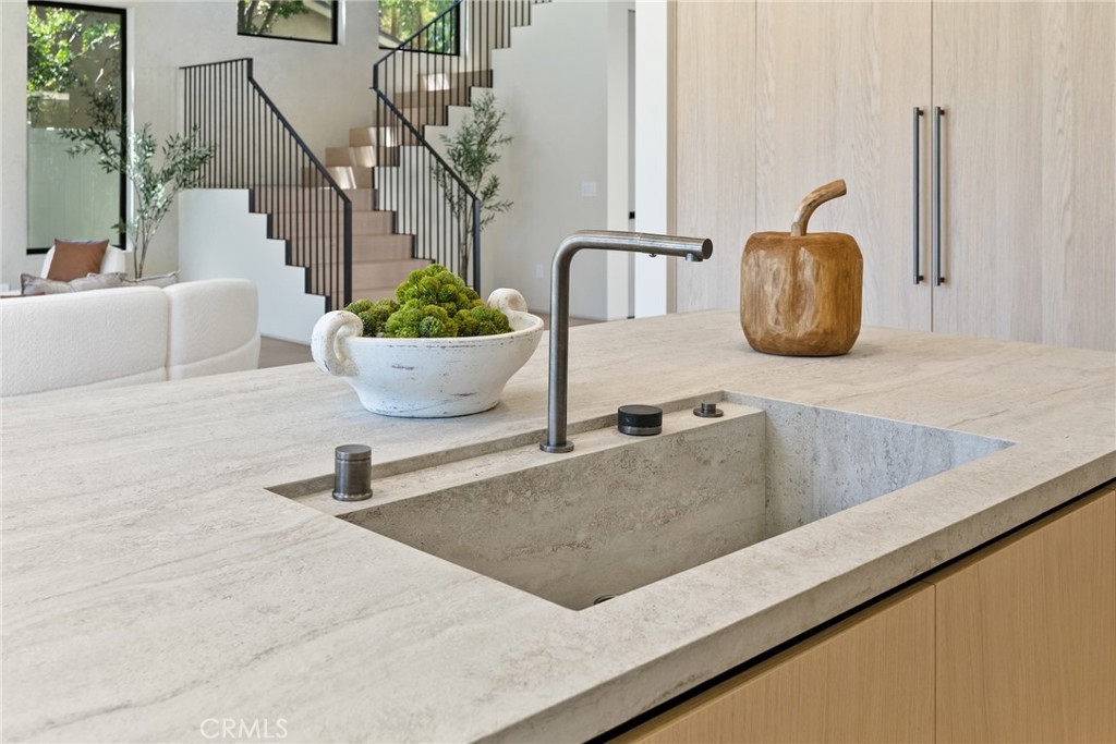 MLS #SR25253055 image #17