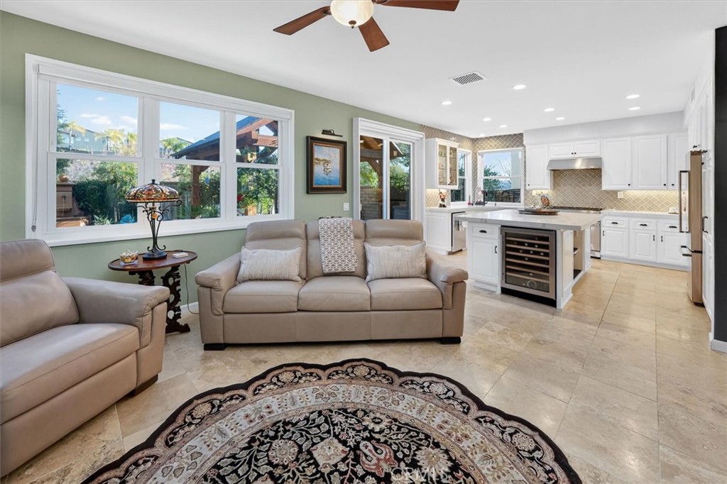 MLS #SR25281065 image #9