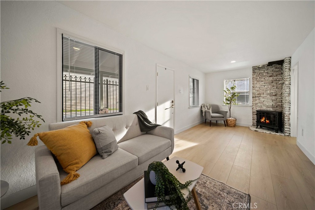 MLS #SR25281198 image #4