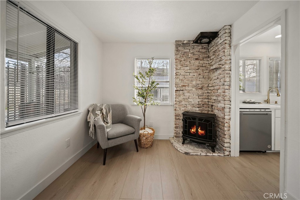 MLS #SR25281198 image #5