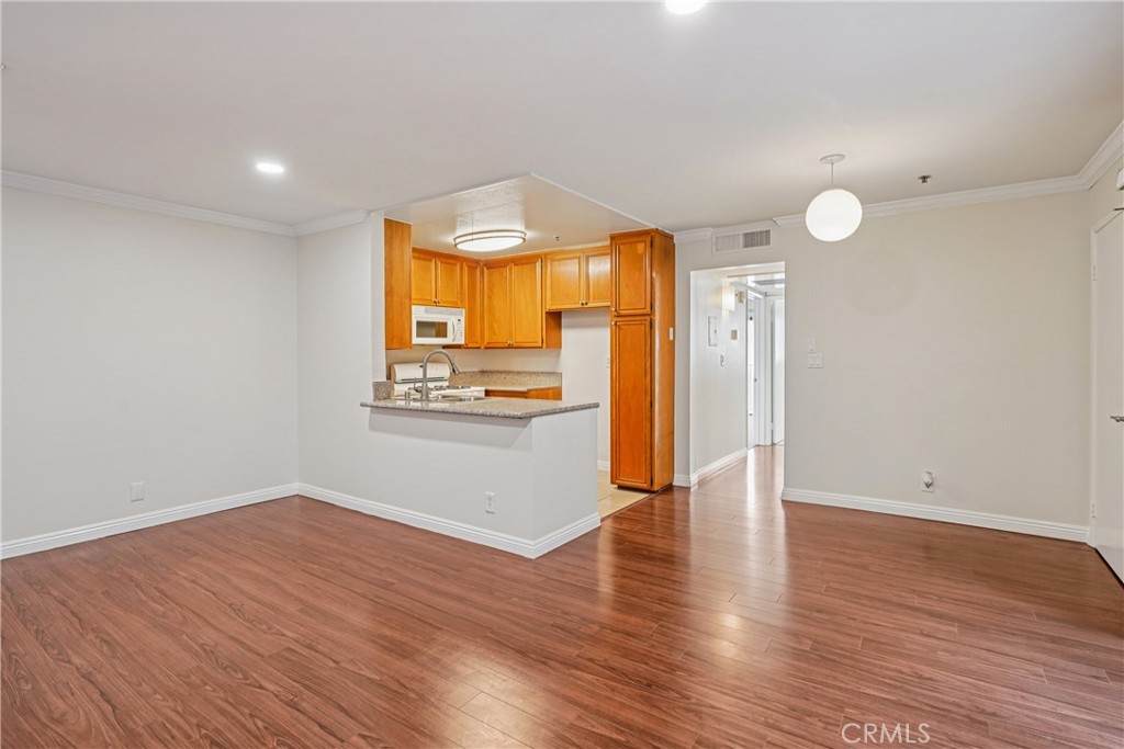 MLS #SR25281342 image #2