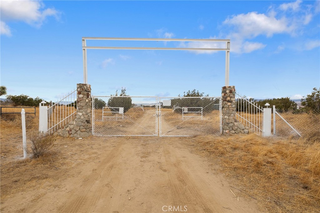 MLS #SR25282252 image #1