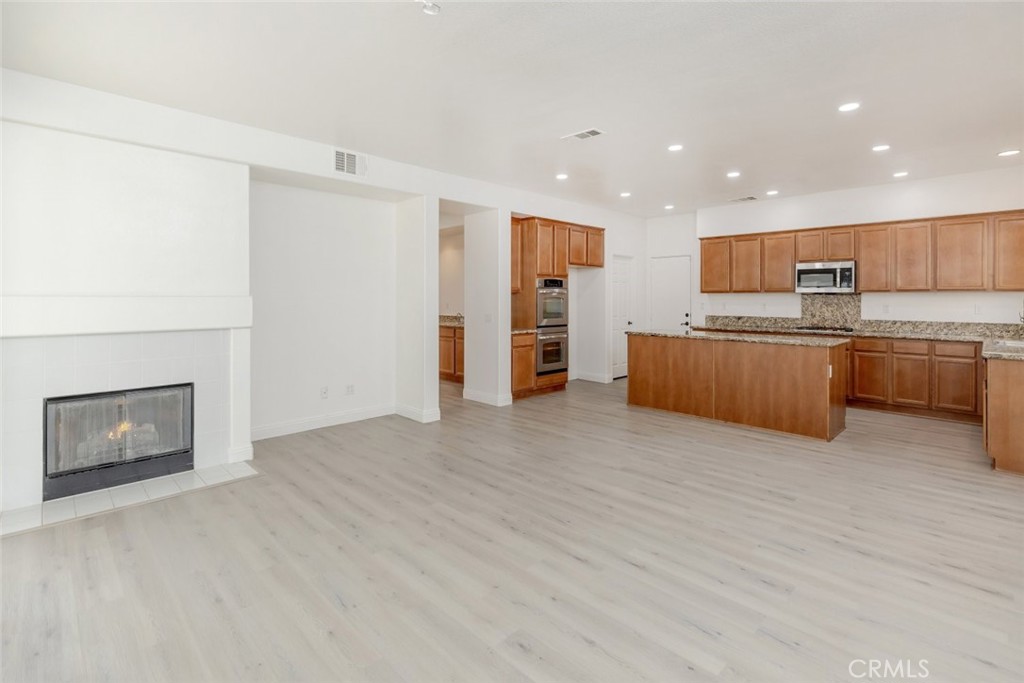 MLS #SR25282367 image #5