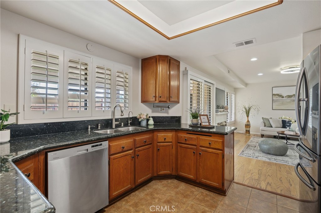 MLS #SR25282394 image #6