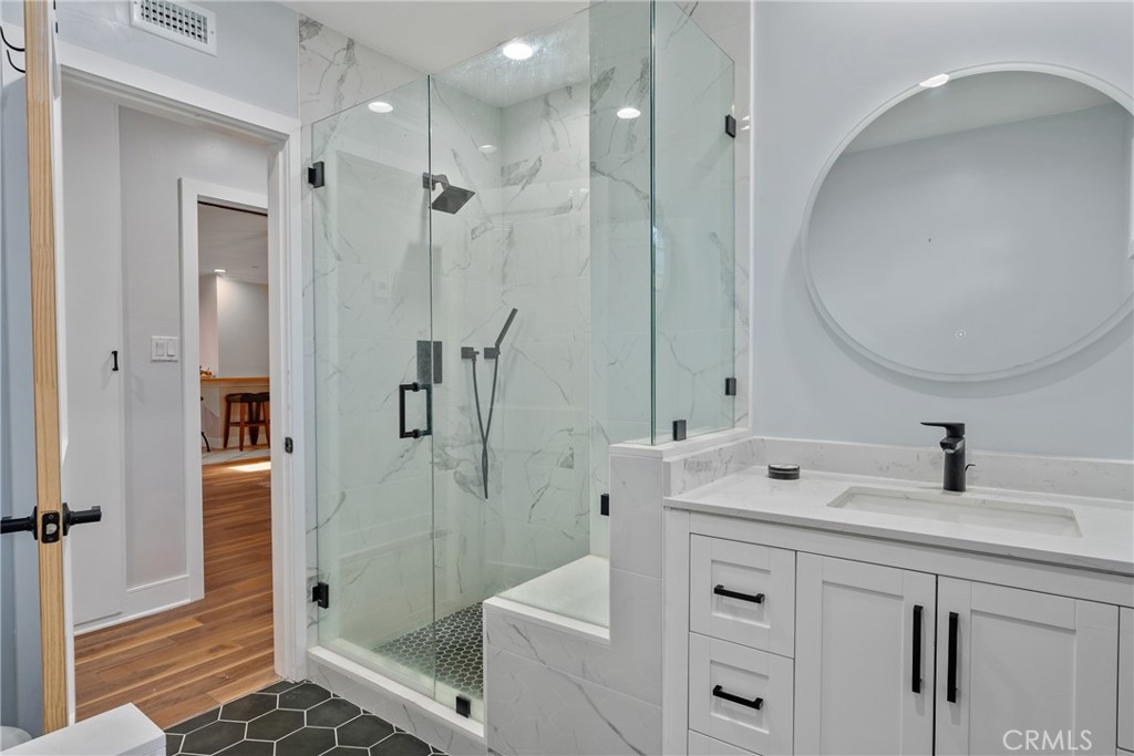 MLS #SR25282436 image #12