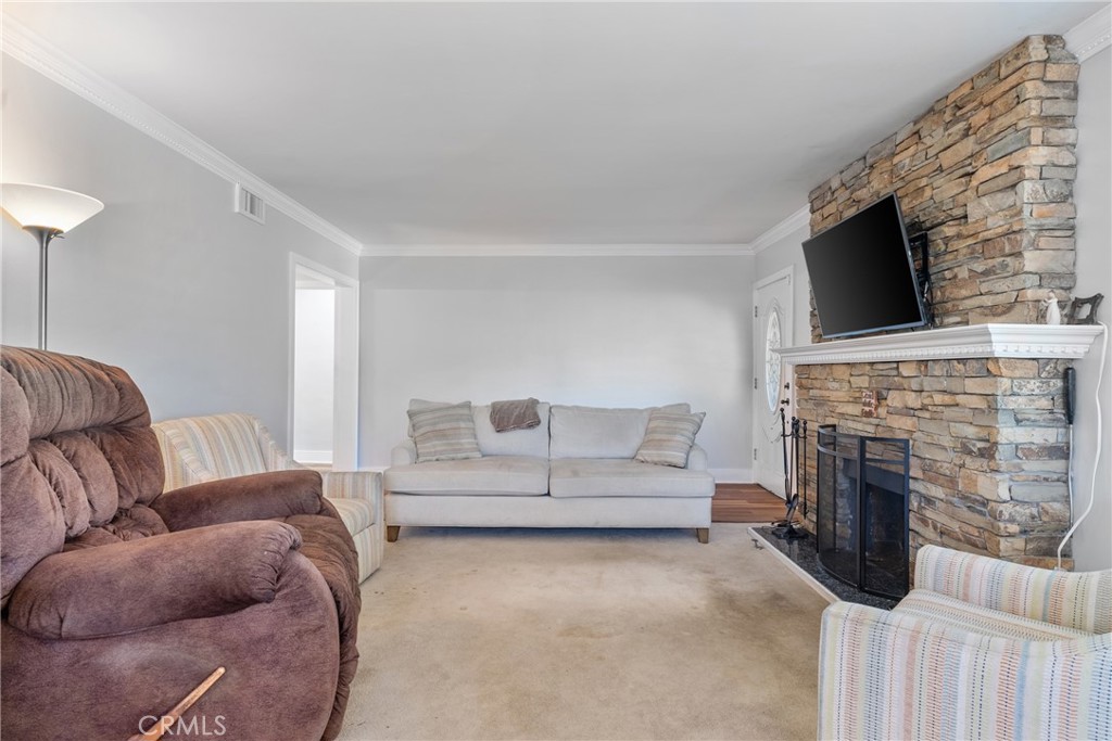 MLS #SR25282436 image #2