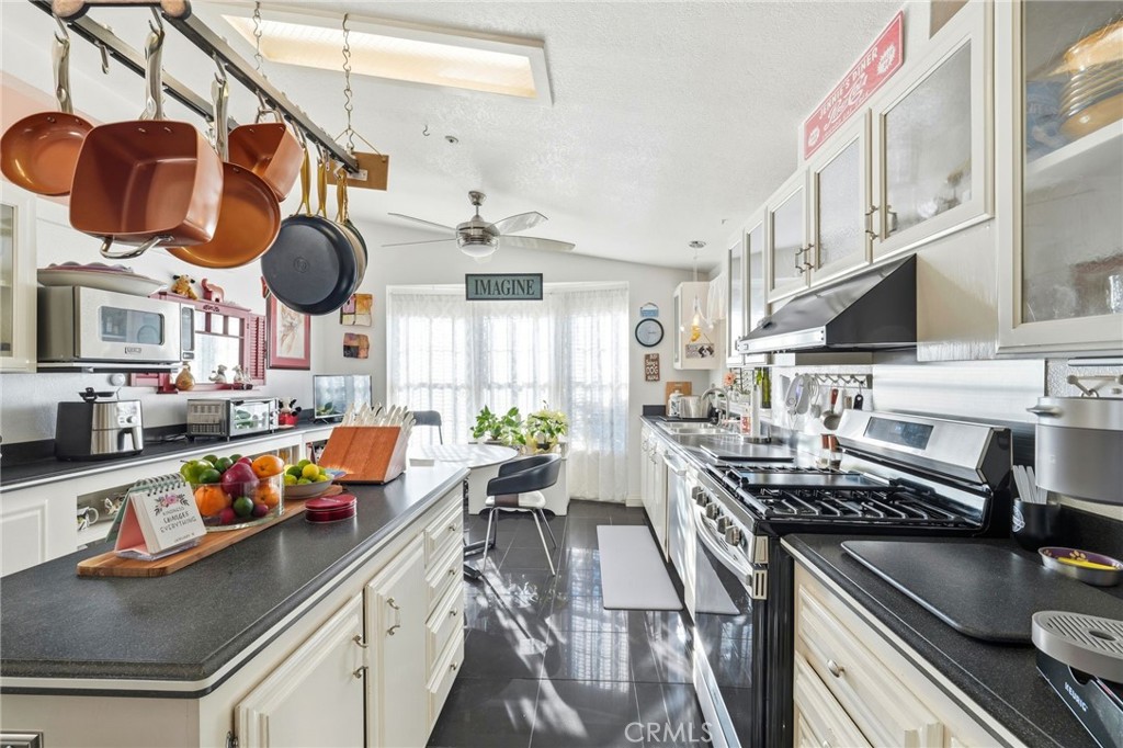 MLS #SR26003315 image #11