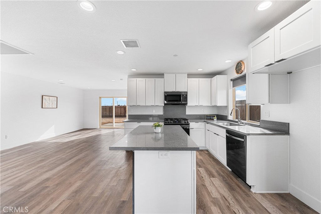 MLS #SR26003396 image #11