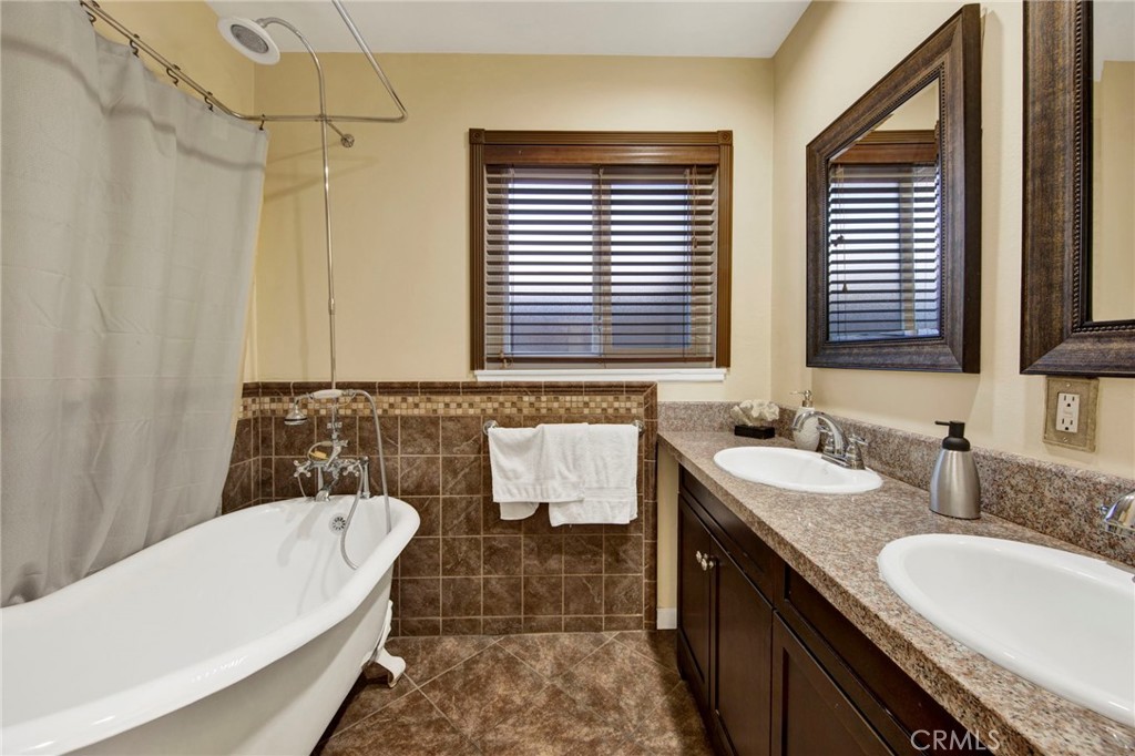 MLS #SR26006826 image #17