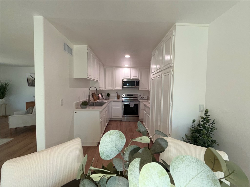 MLS #SR26007990 image #11