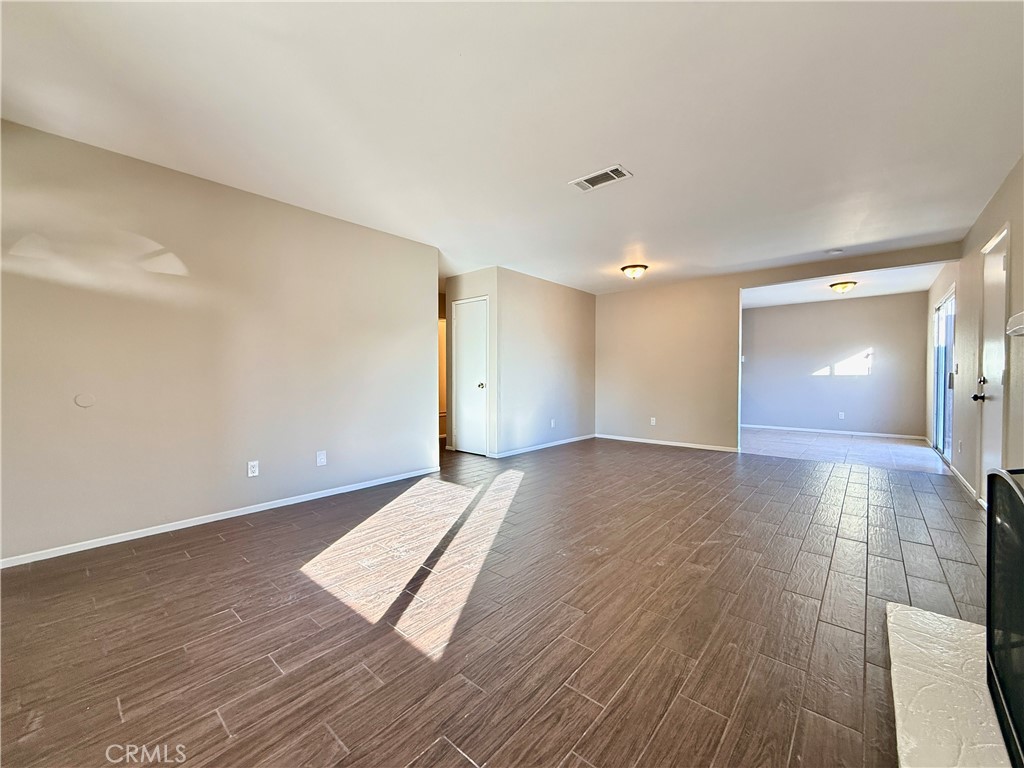 MLS #SR26010808 image #6