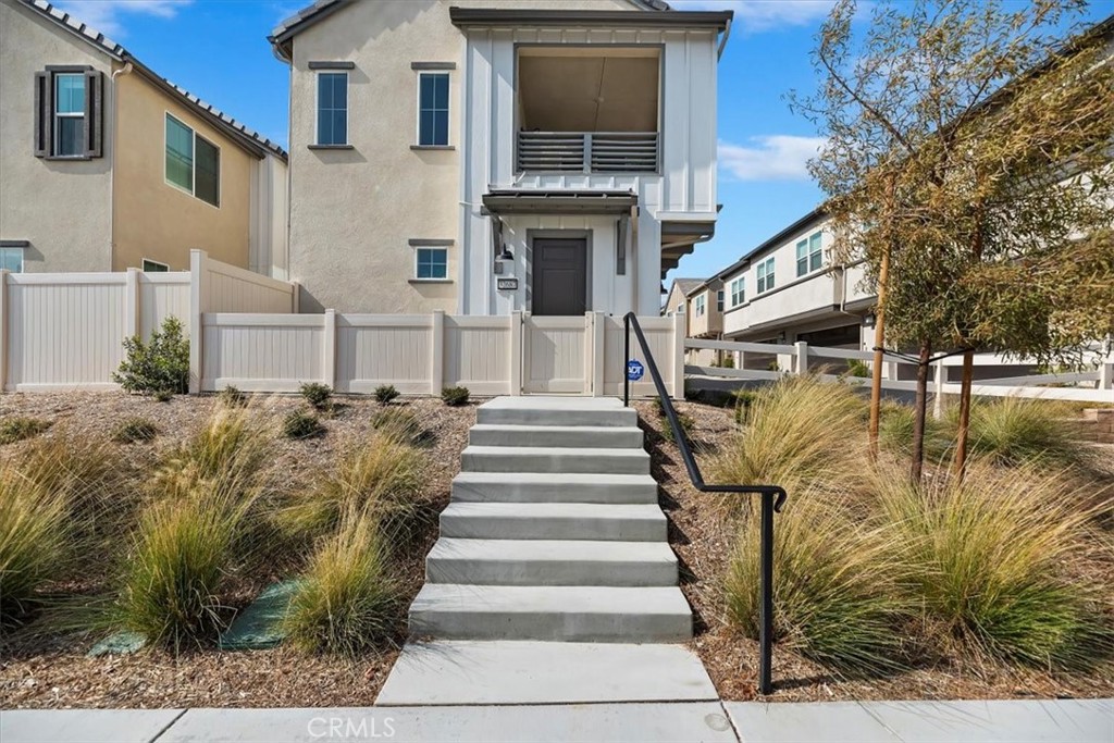 MLS #SW25057002 image #1