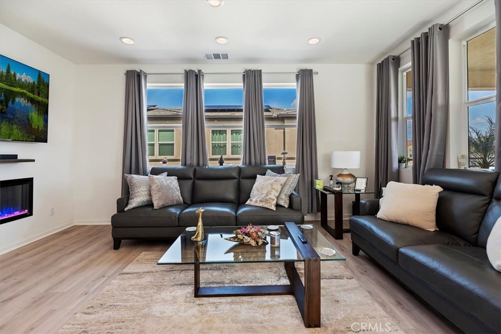 MLS #SW25057002 image #20