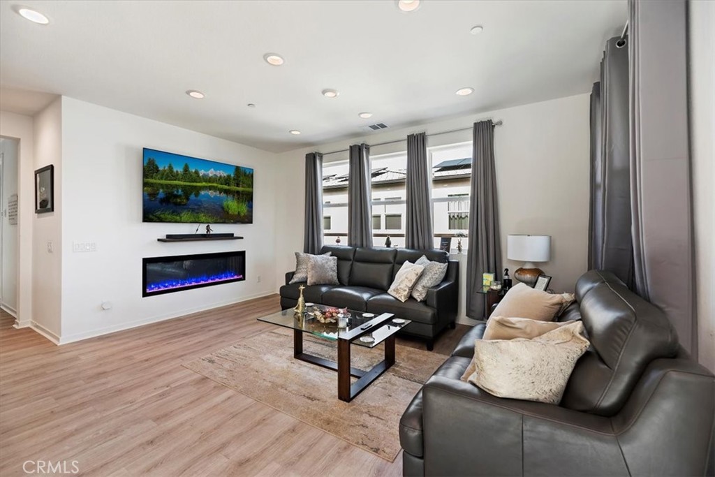 MLS #SW25057002 image #21