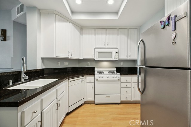 MLS #SW25059355 image #8