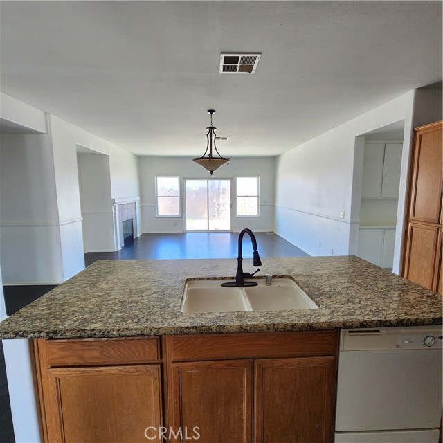 MLS #SW25102837 image #5