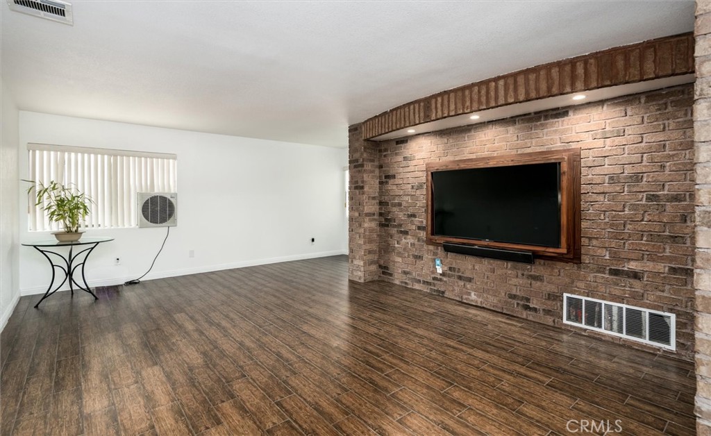 MLS #SW25105921 image #4