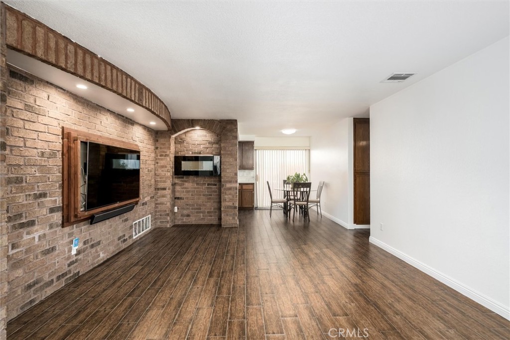 MLS #SW25105921 image #7