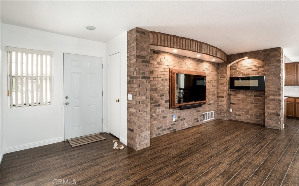 MLS #SW25105921 image #8